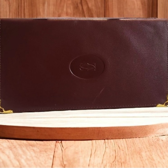 Vintage Cartier Bordeaux Bifold Long
Wallet in EUC - Picture 2 of 14